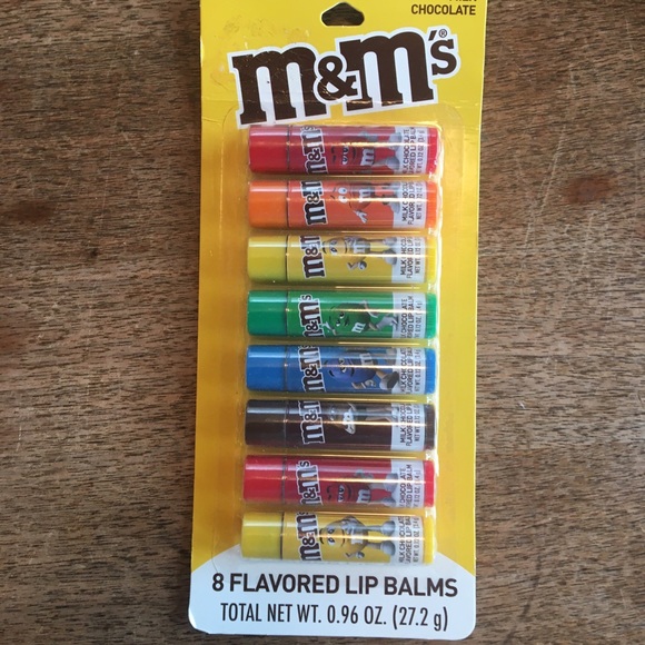 A Box of Colorful M&M Trinkets Collectables. - Picture 3 of 13